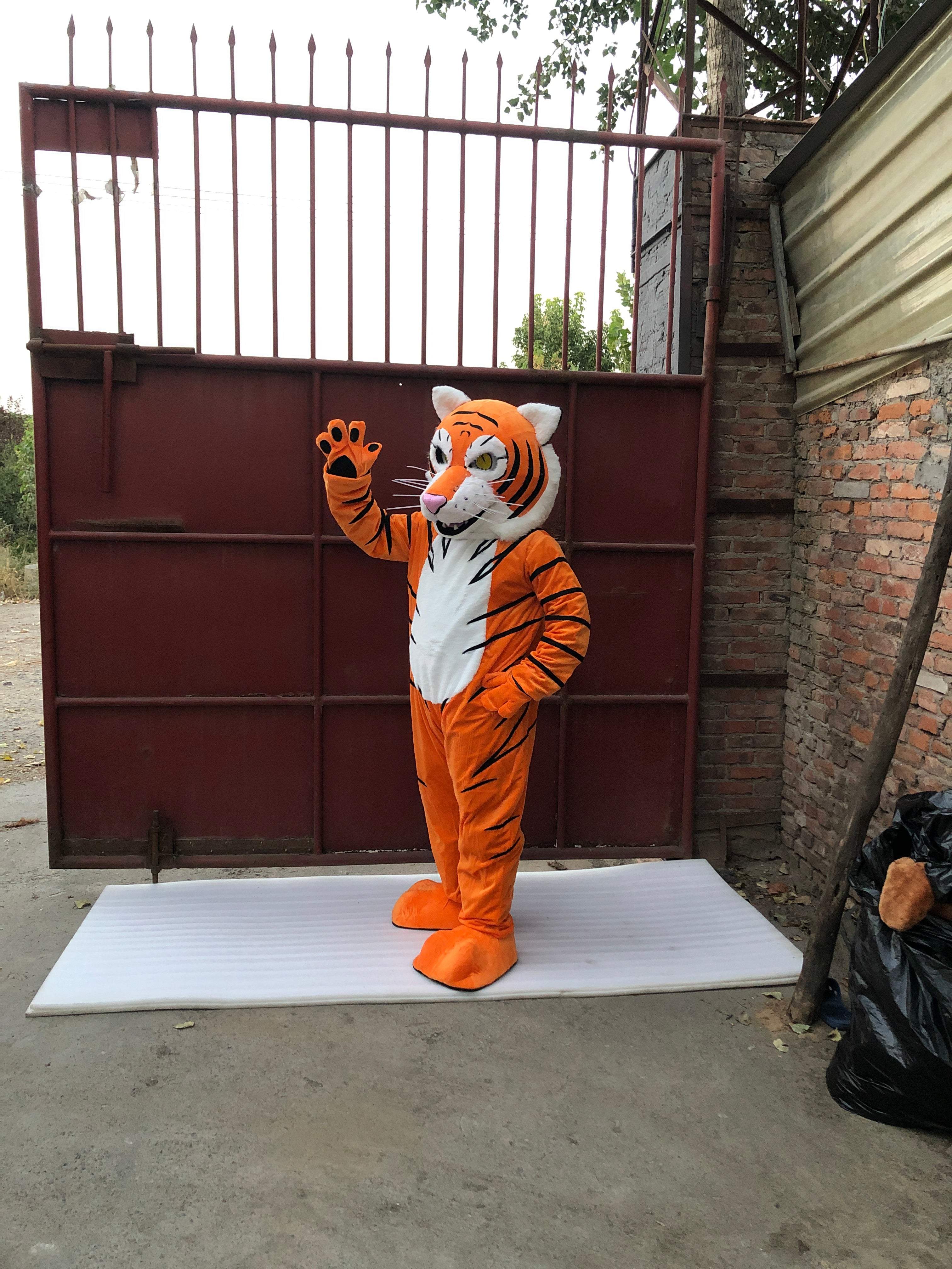 100% ORIGINAL PHOTO 3D Eyes WildCat Tiger Cosplay Unisex Cute Newly Mascot Costume Mascotte Suit Cosplay Party Game Dress Outfit  Adult Hallowen Gift A+ -  by FurryMascot -